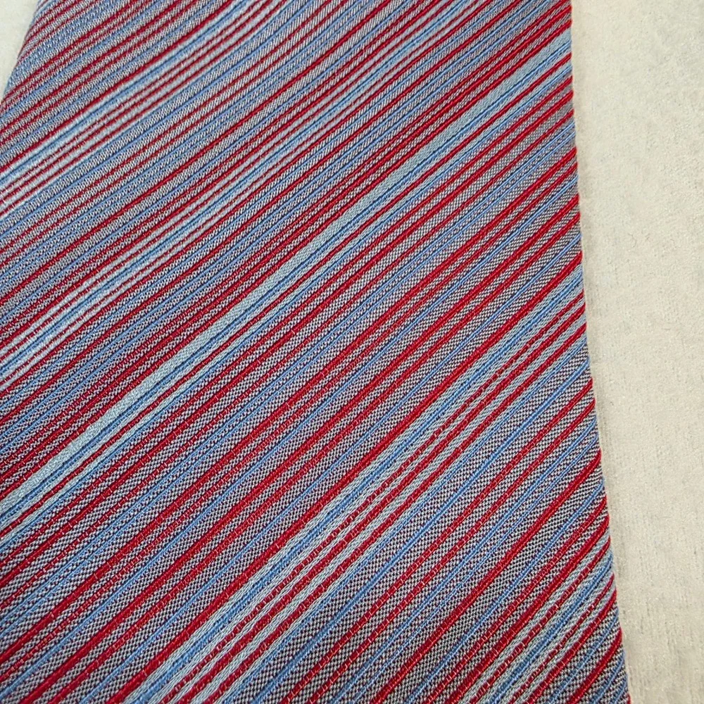 Thomas Pink London Mens Silk Tie Red Blue Grey Striped Made in France Classic